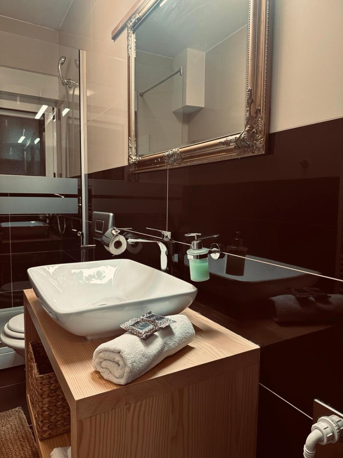 Villa Aya - With Sauna And Outdoor Swimming Pool Mostar Extérieur photo